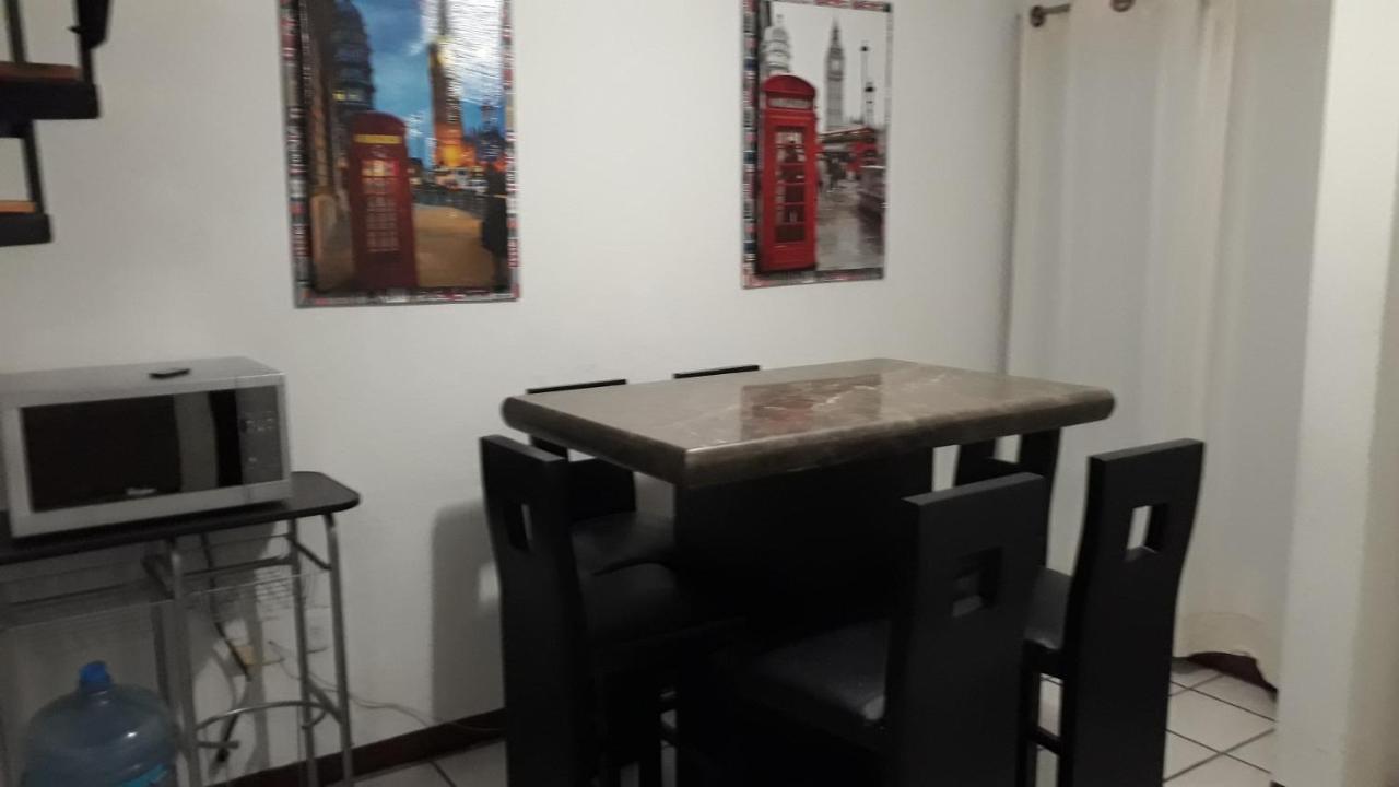 Vila Casa Ejecutivo Zona Iteso Bahia De Acapulco Guadalajara Exteriér fotografie
